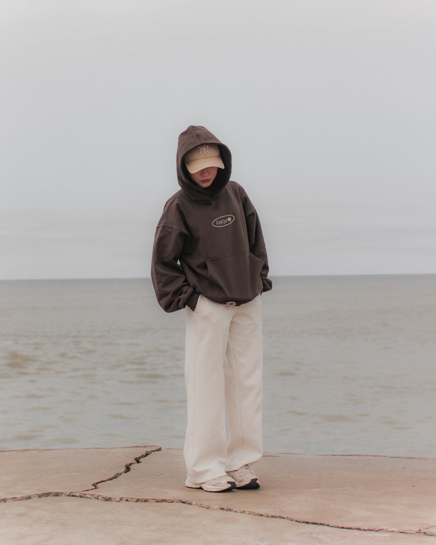 COMMANDANT HOODIE